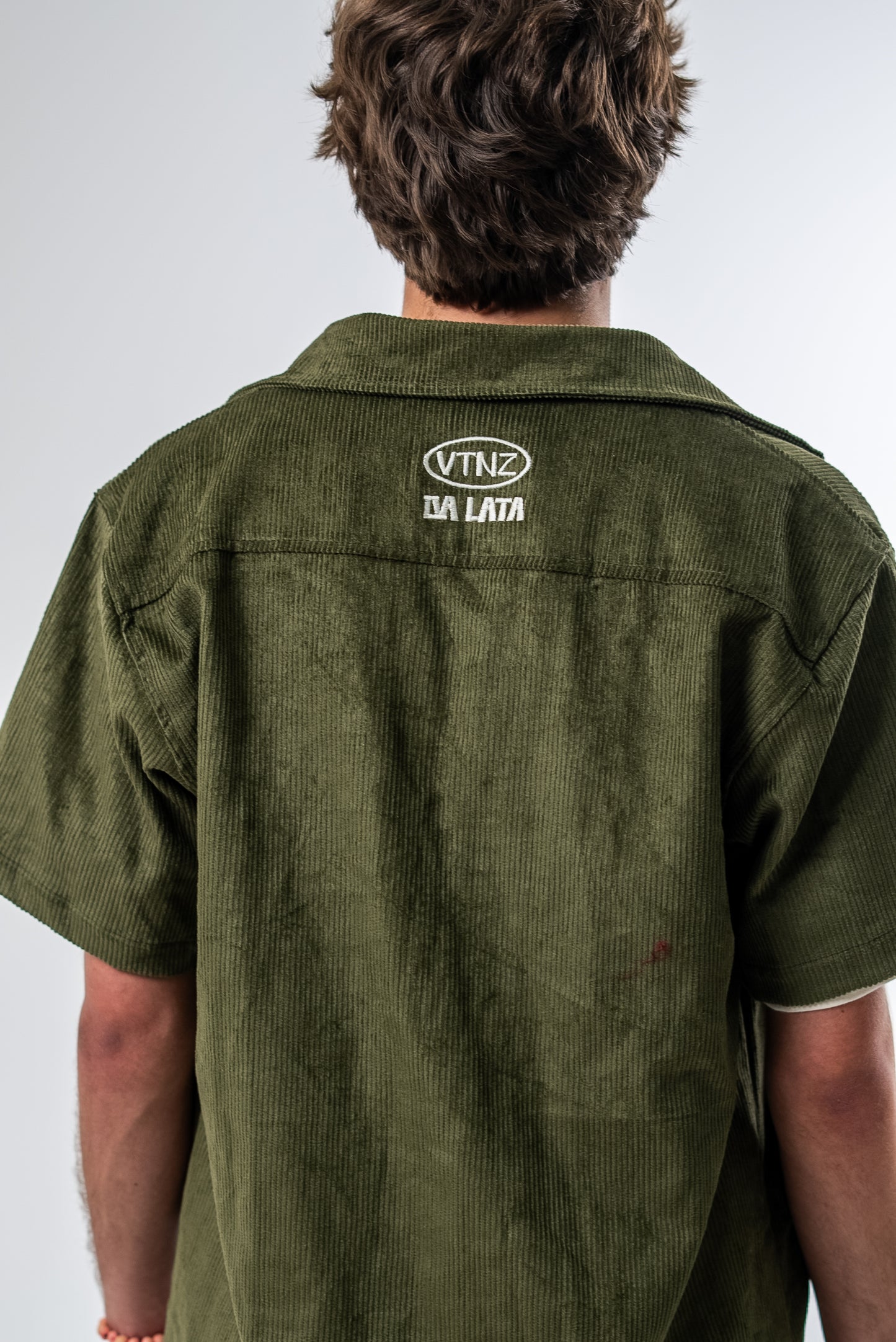 Camisa Boxy Cânhamo Veludo Verde