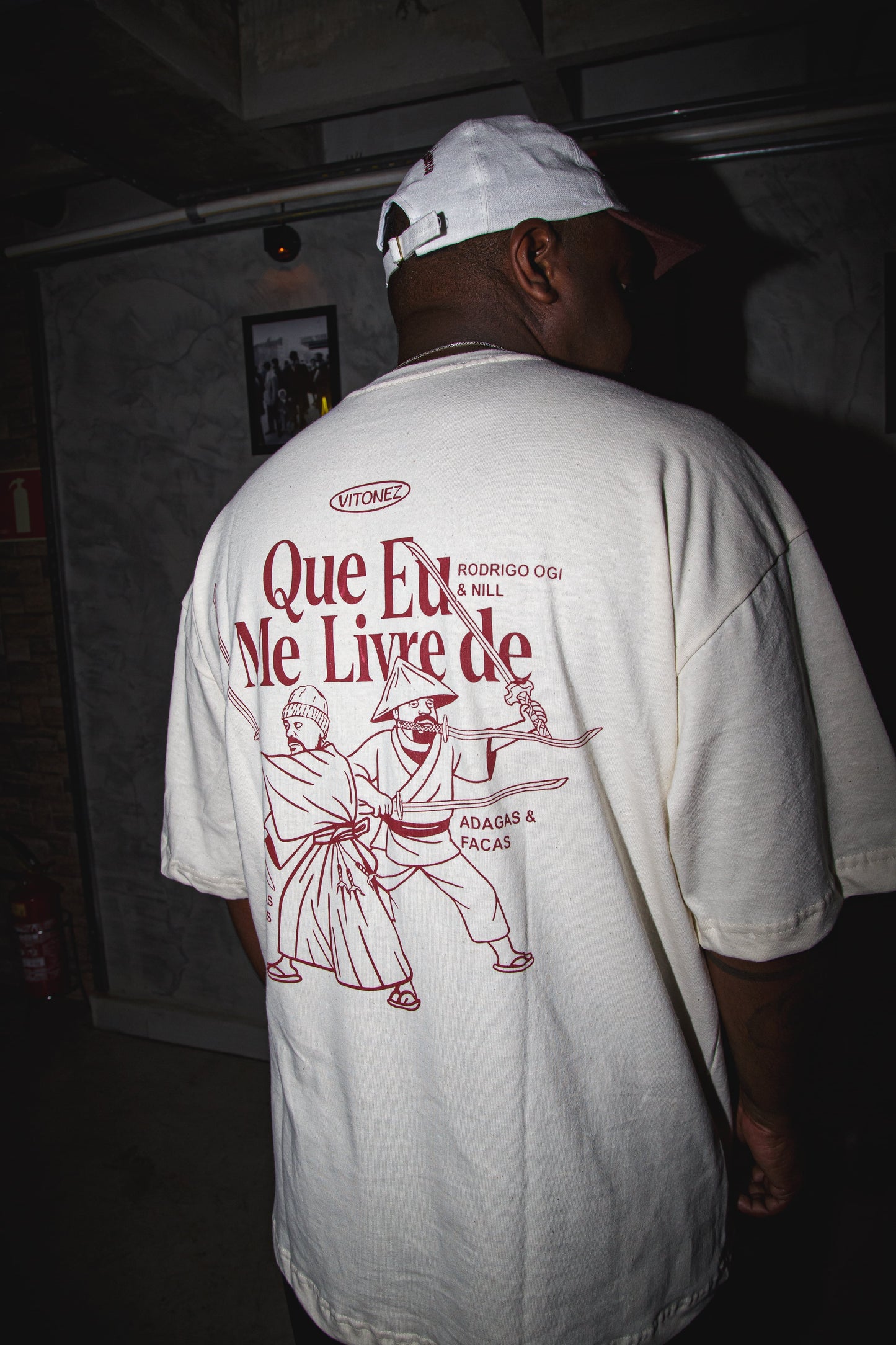 Camiseta Adagas e Facas - Cânhamo Off White