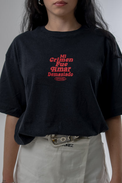 Camiseta Cânhamo Preta "Mi Crimen Fue Amar Demasiado"