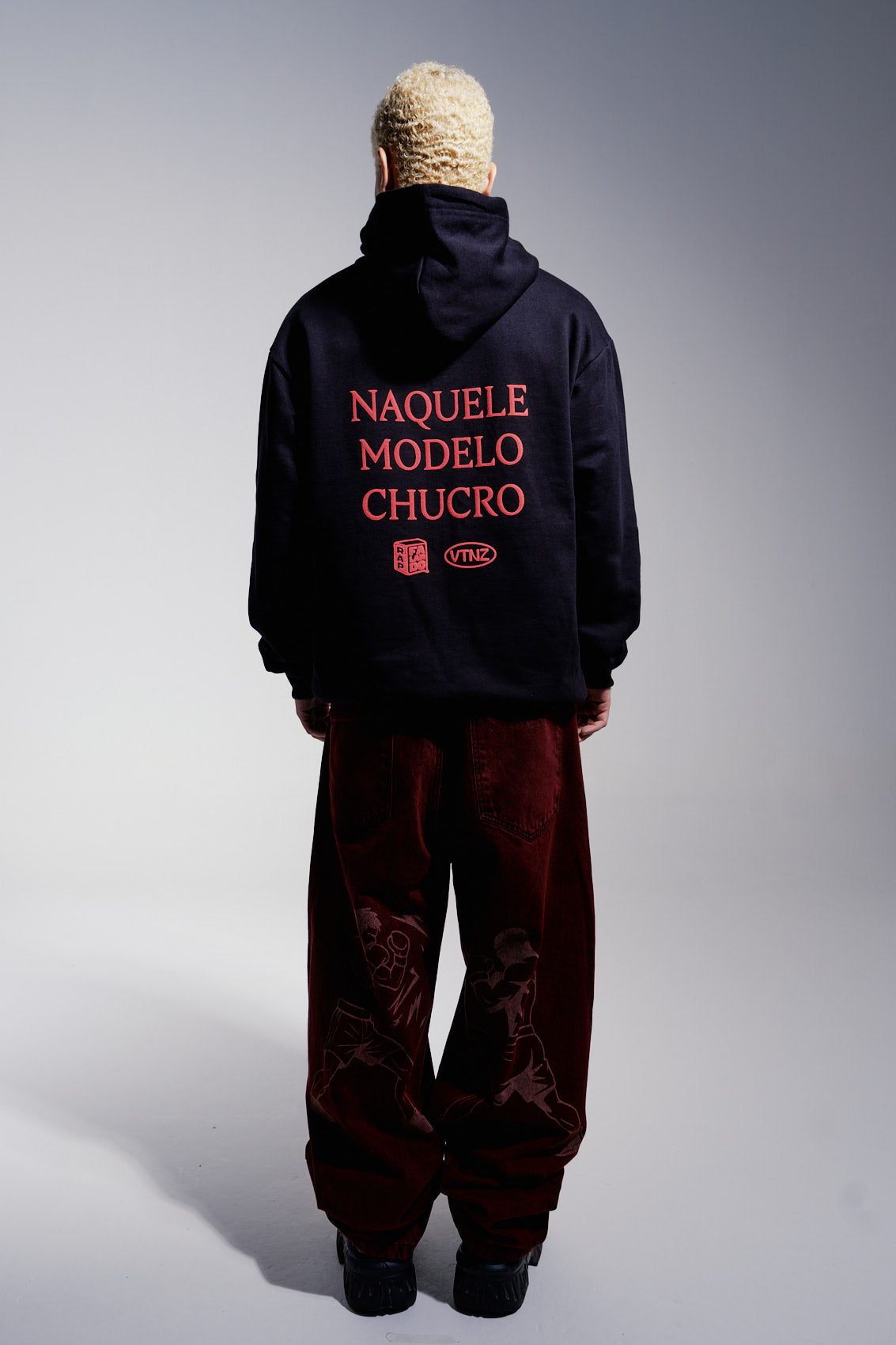 Moletom Canguru - Naquele Modelo Chucro - Preto